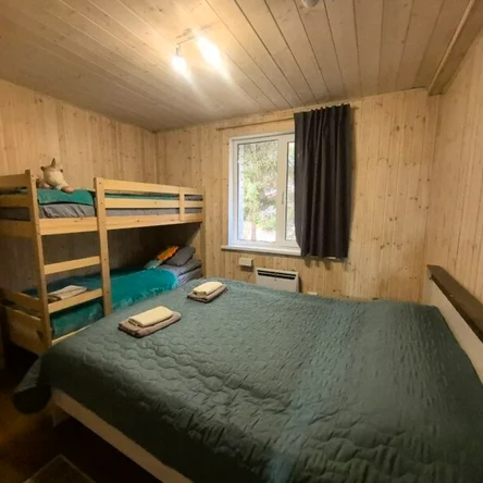 Четырехместный номер с двухъярусной кроватью